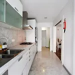 Centrum - La Vie With Parking! By Rentallido Apartament
