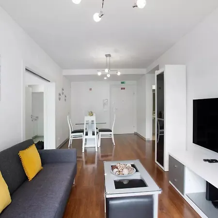 Centrum - La Vie With Parking! By Rentallido Apartament *