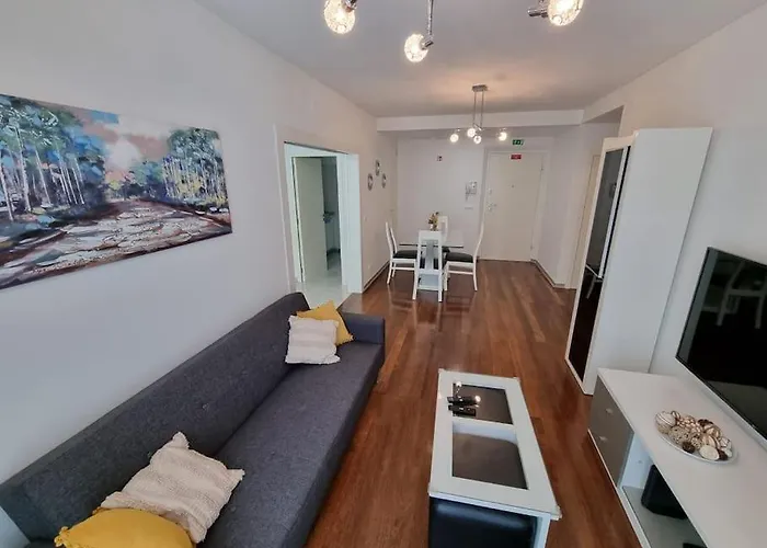 Centrum - La Vie With Parking! * Funchal (Madeira)